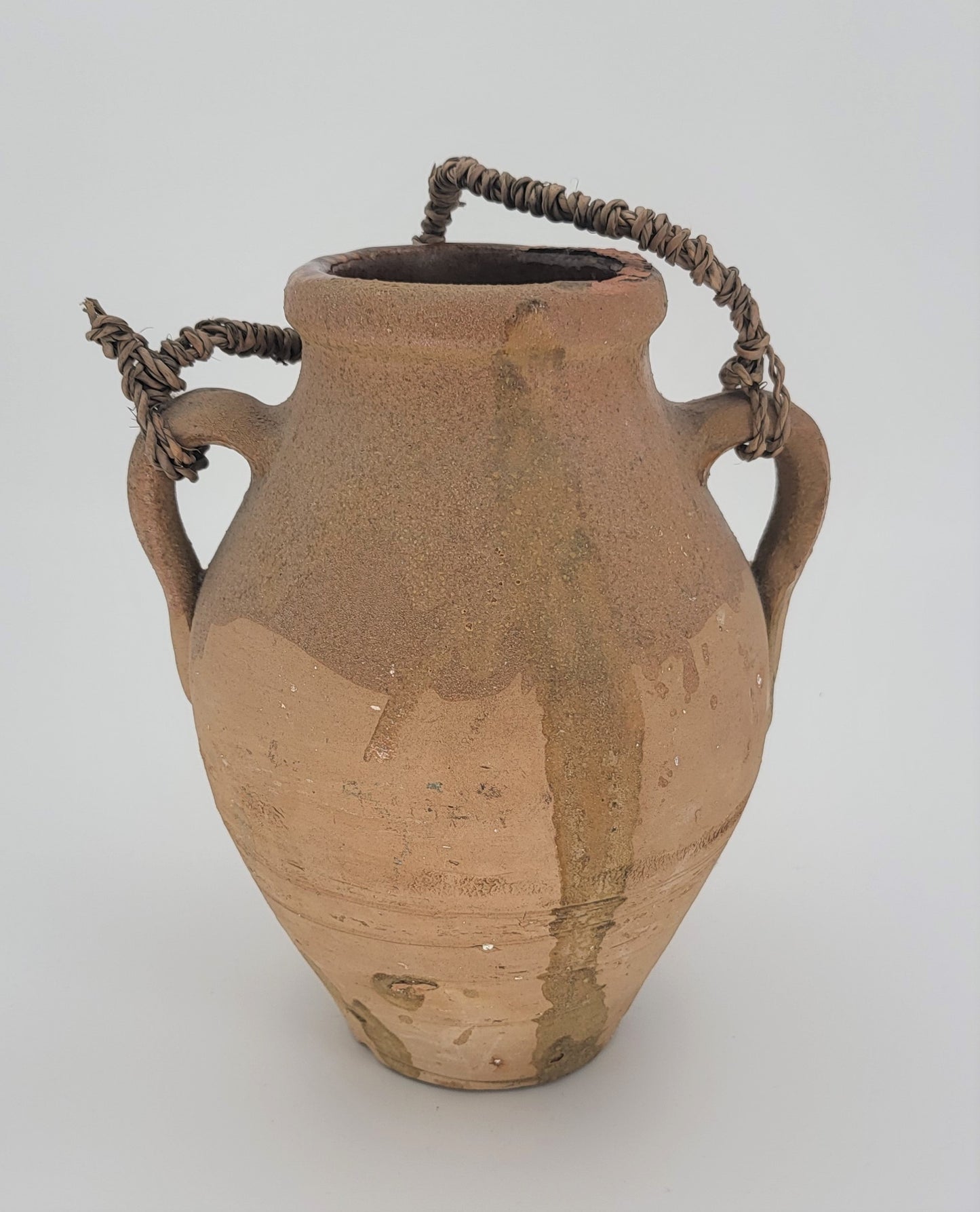 Moraccan Vase with Rope handle